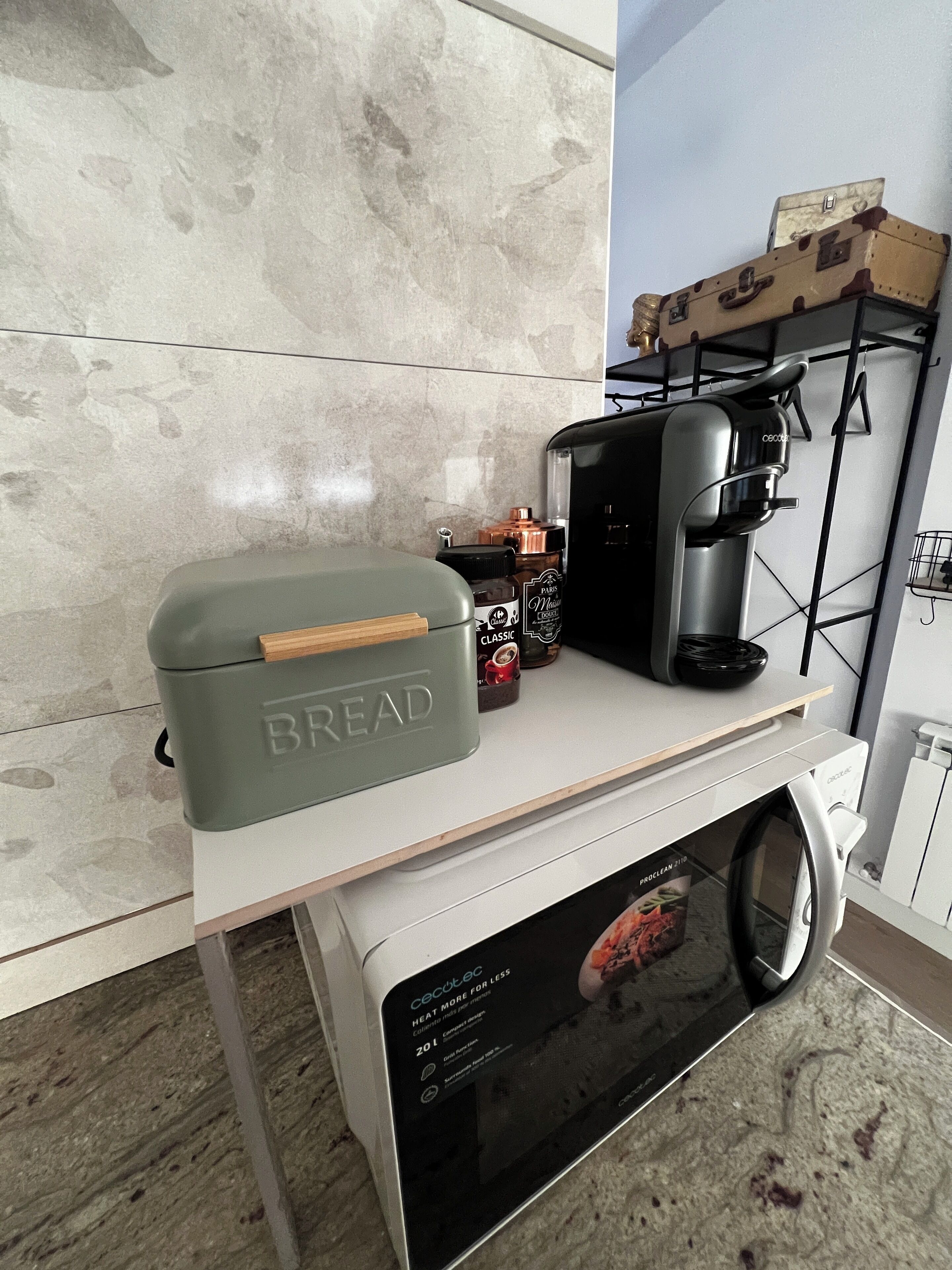 المنشأة من الداخل