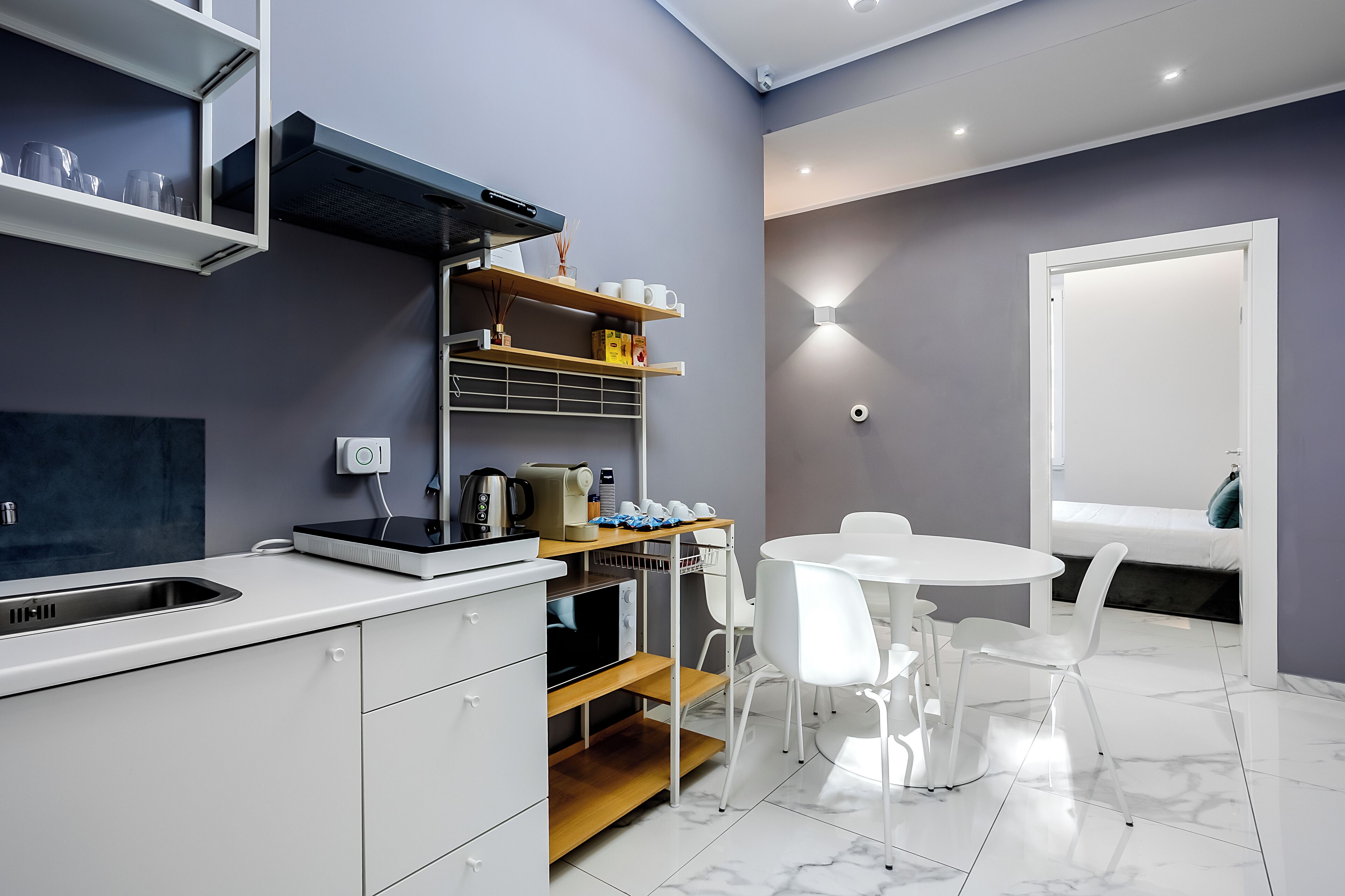 Microwave, coffee/tea maker, electric kettle, paper towels