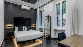 3 camere, una cassaforte in camera, una scrivania, Wi-Fi gratuito