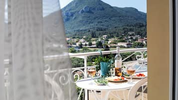Vila, balkon, pemandangan gunung | Balkon