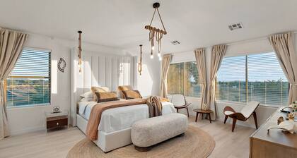 Bora Bora! Pool, Spa, Pickleball, Theater, Firepit