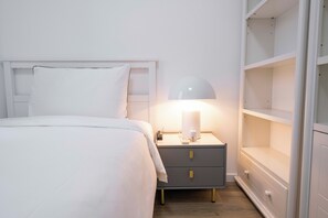 Apartment, 4 Bedrooms, City View | Blackout drapes, free WiFi