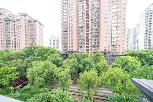 Tyms Elegant 4BR 2BA APT Changning