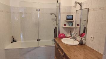 Handdoeken, toiletpapier