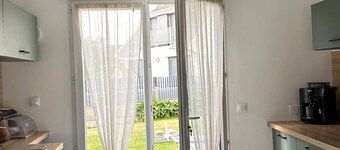 Family home in Gâvres, beach 150m away, comfort and relaxation, sleeps 6.