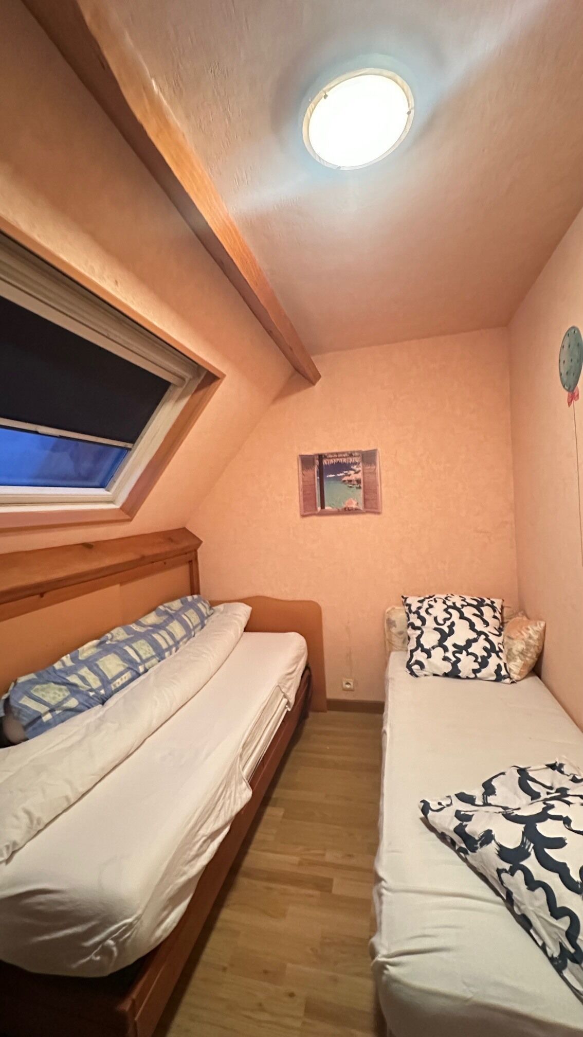 4 chambres, fer et planche à repasser, Wi-Fi, draps fournis