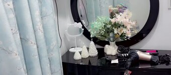 “Private Bedroom & Large Deck + Separate Entrance”