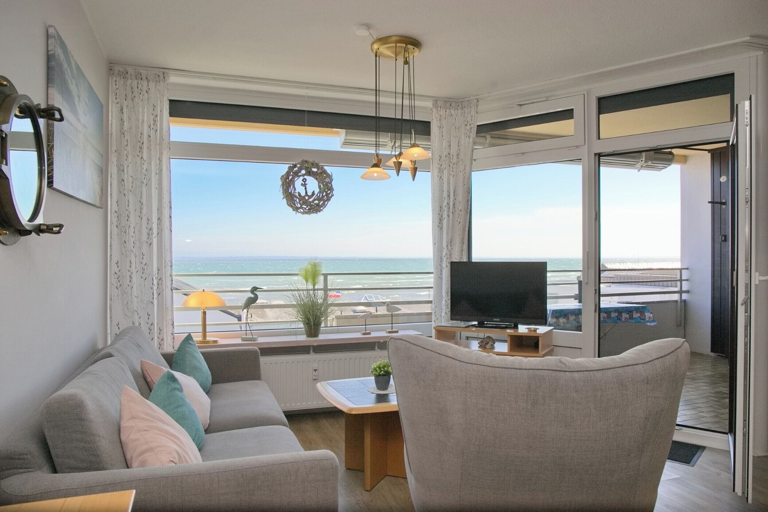 Fernseher, Stereoanlage