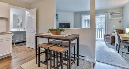 Jelinek Hideaway Unit 8 - Modern 2BR Apartment