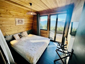 3 habitaciones, escritorio, wifi gratis y ropa de cama 