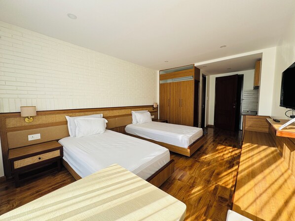 고급 침구, 객실 내 금고, 노트북 작업 공간, 방음 설비