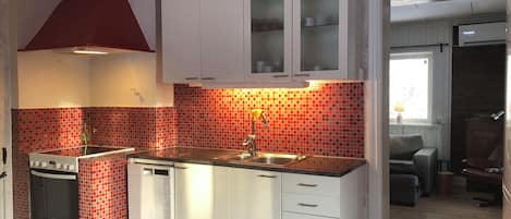 Maison Confort, 2 chambres, animaux de compagnie acceptés, vue colline | Cuisine privée | CafetiÚre/bouilloire, bouilloire électrique