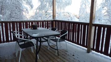 Comfort House, 2 Bedrooms, Pets allowed, Hill View | Terrace/patio