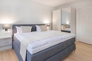 1 bedroom, free WiFi - Comfortable apartment in Villa Tanneck with terrace near the Baltic Sea beach (Ahlbeck)