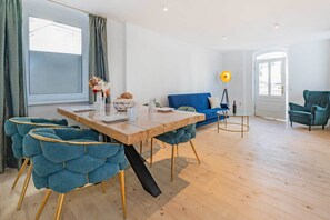 Dining - Comfortable apartment in Villa Tanneck with terrace near the Baltic Sea beach (Ahlbeck)