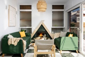 Interior - Villa Miramar | Pool | BBQ | Billiard | Sea View (Torre de Benagalbón)