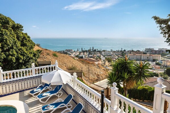 Property grounds - Villa Miramar | Pool | BBQ | Billiard | Sea View (Torre de Benagalbón)