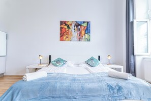 Basic Apartment | Iron/ironing board, free WiFi - Comfy 2BR Flat Belvedere Vicinity (Vienna)