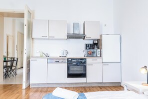 Basic-Apartment | Eigene Küche