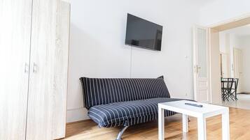 Apartamento básico | Tabla de planchar con plancha y wifi gratis