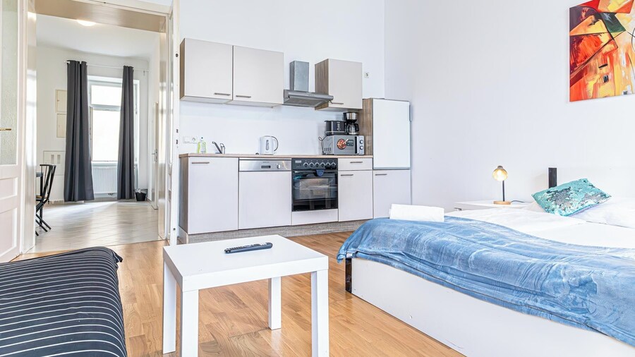 Comfy 2BR Flat Belvedere Vicinity