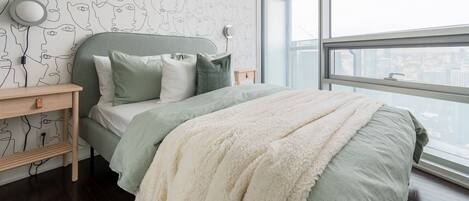 Suite Club, para no fumadores, vista a la ciudad | Escritorio, wifi gratis y ropa de cama