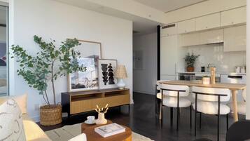 Exclusive Room | In-room dining