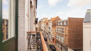 Studio, Multiple Bedrooms | Property grounds