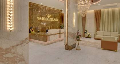 Hotel Warma Palace