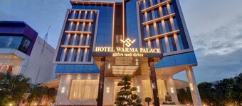Hotel Warma Palace