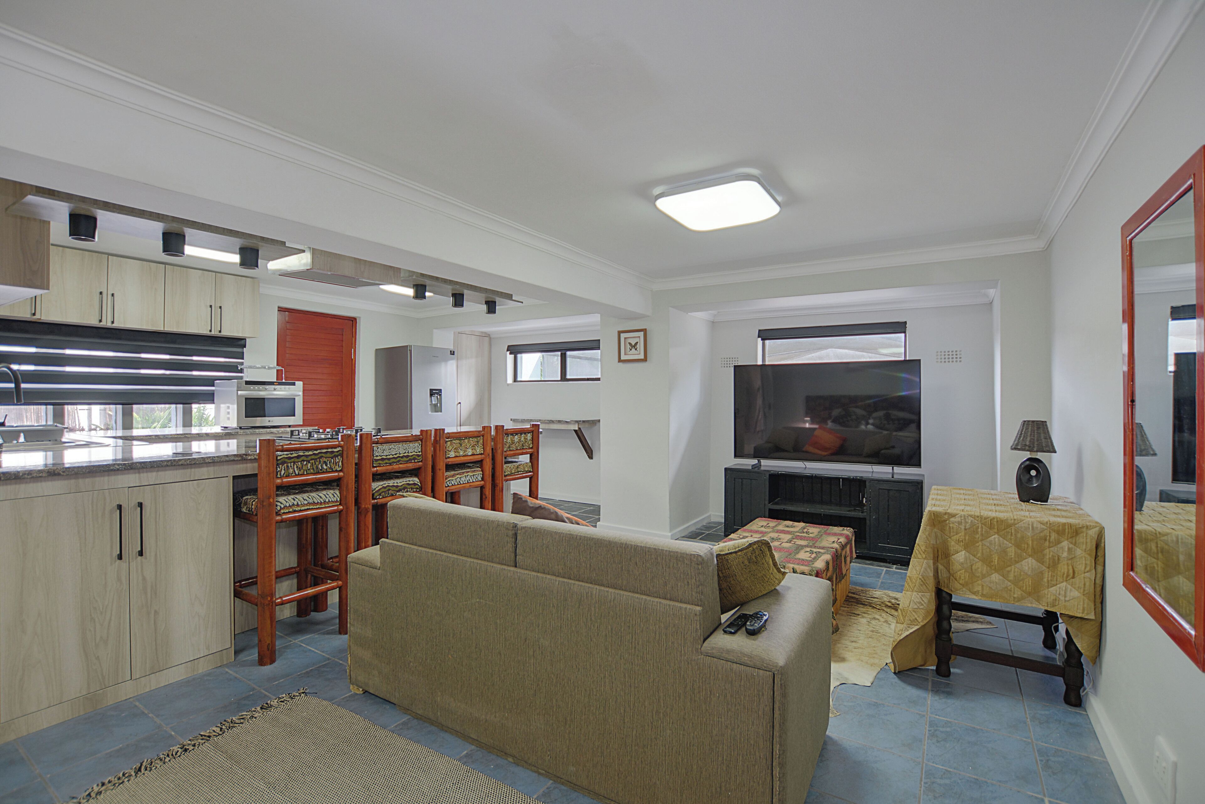 Cape West Coast Cottage Delightfully Bright And Cheerful - Cape Town