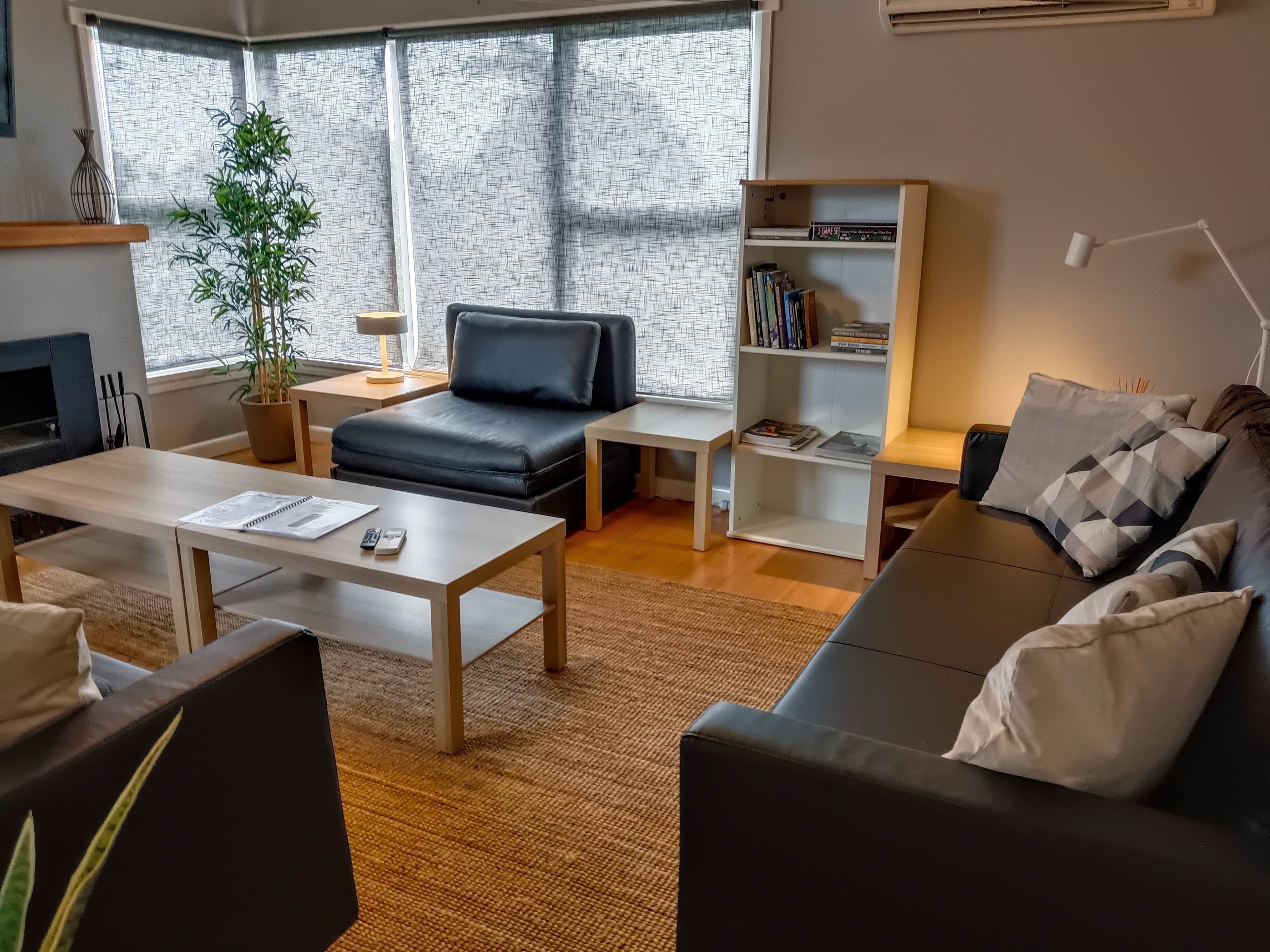 Télévision, cheminée