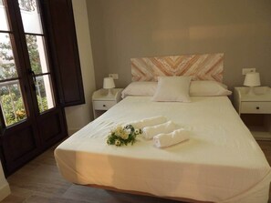 1 bedroom, iron/ironing board, WiFi