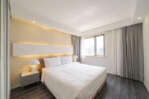 Superior Apartment, 3 Bedrooms, City View | Blackout drapes, free WiFi