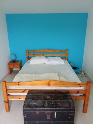 3 Schlafzimmer, Bügeleisen/Bügelbrett, Bettwäsche