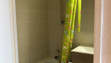 SĂšche-cheveux, papier toilette