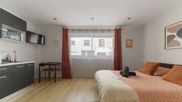 1 makuuhuone, silitysrauta/-lauta, ilmainen Wi-Fi, vuodevaatteet