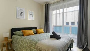 1 chambre, fer et planche à repasser, Wi-Fi gratuit, draps fournis