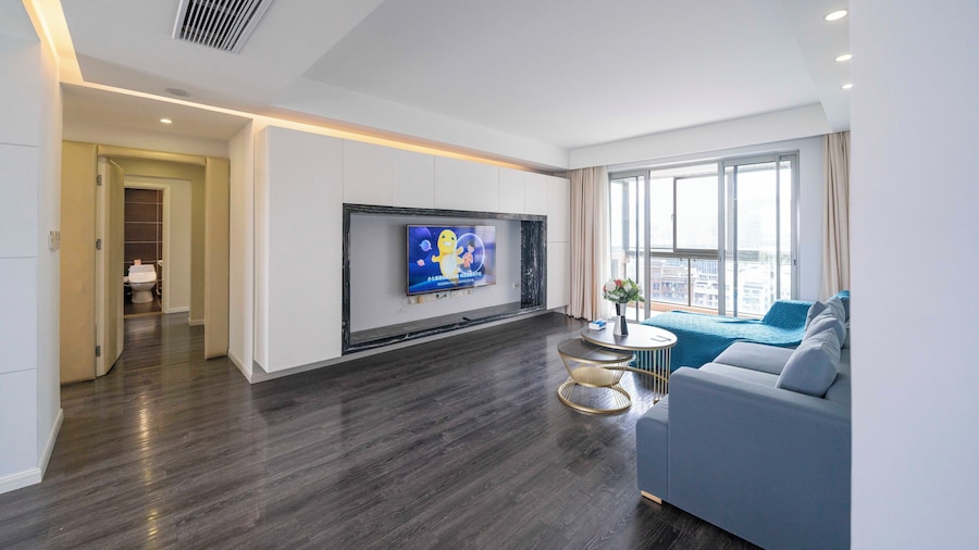 Tyms Luxury 3BR 2BA APT Garden