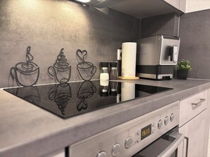 Microwave, oven, stovetop, dishwasher