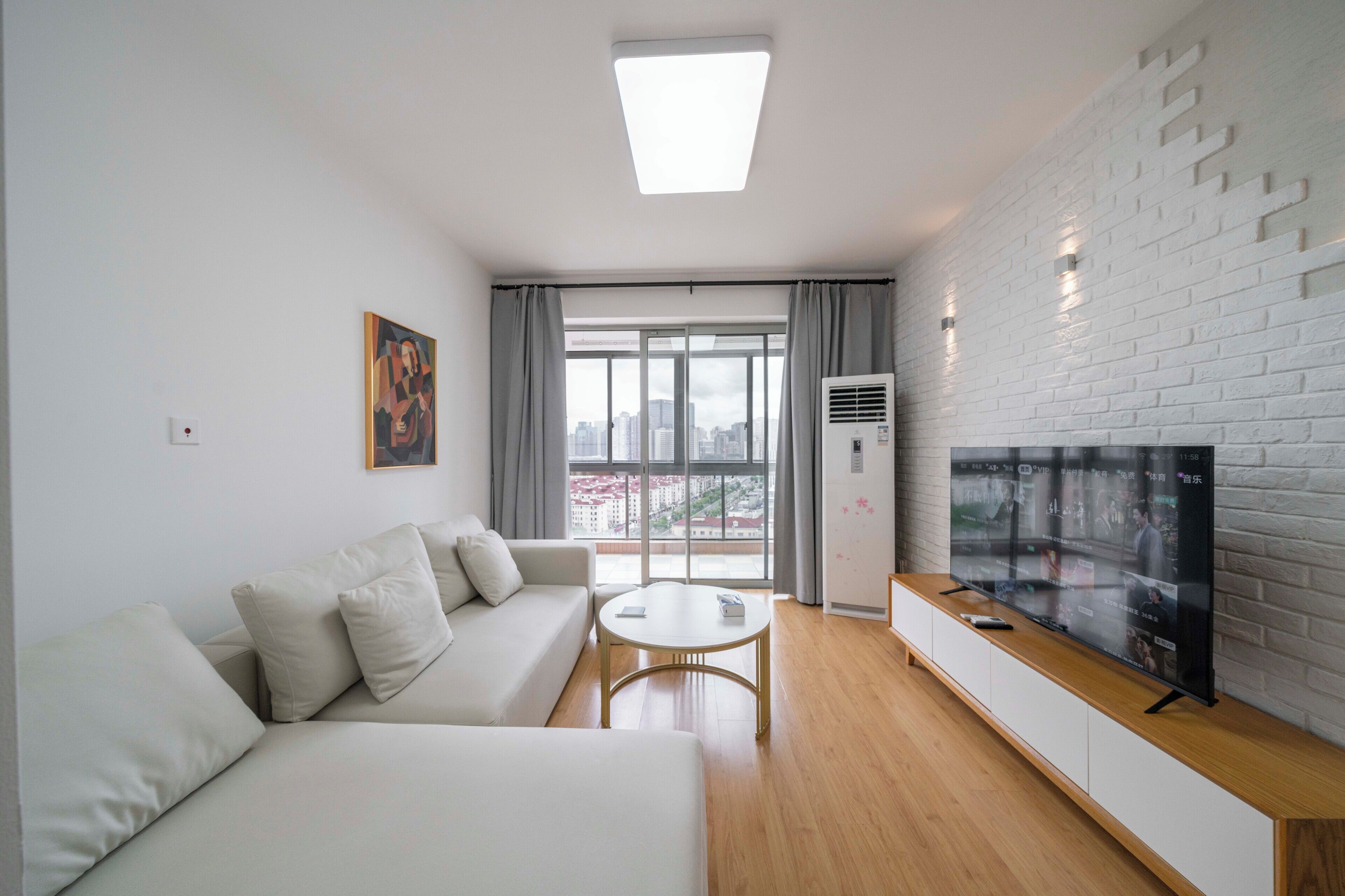 Superior Apartment, 2 Bedrooms, City View | Living room | Smart TV