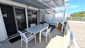 Outdoor dining - Casa Isabel in El Verger - Holidays on the sandy beach of the Costa Blanca (El Verger)