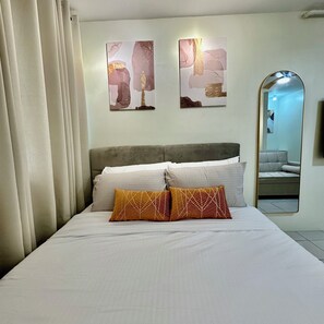 WiFi, bed sheets