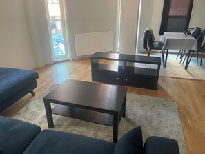 Appartement, 1 chambre | Coin séjour