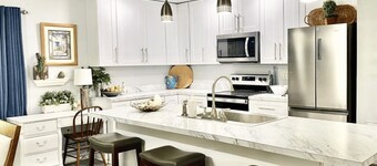 Stunning 3bd/2ba-Rainbow River Across the Street!