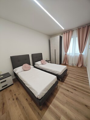 2 chambres, accès Internet, draps fournis