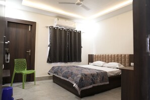 Desk, free WiFi - Shivpriya Palace (Deoghar)
