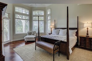 5 makuuhuonetta, työpöytä, silitysrauta/-lauta, ilmainen Wi-Fi