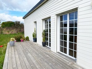 تفاصيل الفندق من الخارج