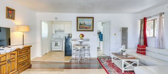4 Mi to Shore: Lake Elsinore Studio w/ Mtn Views